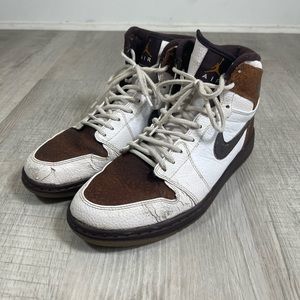Nike Air Jordan Retro 1 High Strap Size 9 White/ MADERIA GINGER 2009